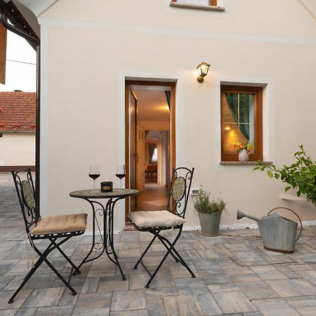Cherry House - Cosy House - Ideal For Bear Watching, In The Neighborhood Of The Medieval Sneznik Castle Stari Trg pri Lozu Exteriér fotografie